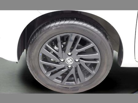 2025-Toyota-Vitz-10-XR_10