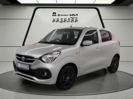 2025-Toyota-Vitz-10-XR_2