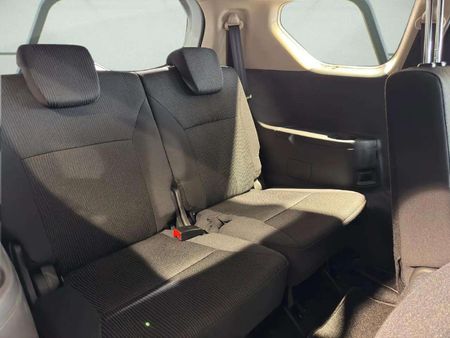 2026-Suzuki-Ertiga-15-GA_13