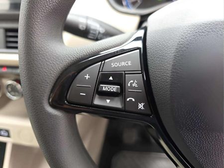 2026-Renault-Triber-10-Techno_17