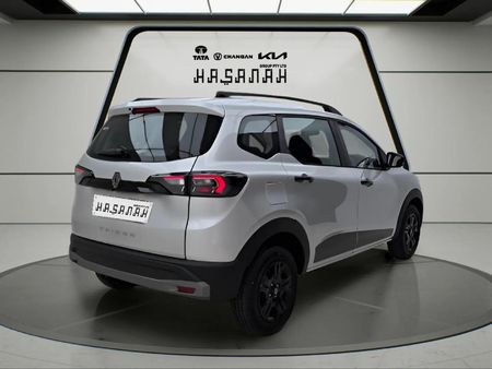 2026-Renault-Triber-10-Techno_6