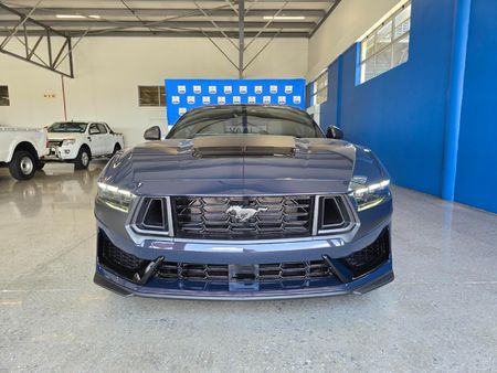 2026-Ford-Mustang-Dark-Horse-Fastback_1