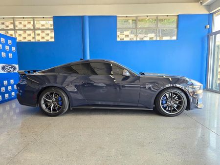 2026-Ford-Mustang-Dark-Horse-Fastback_3