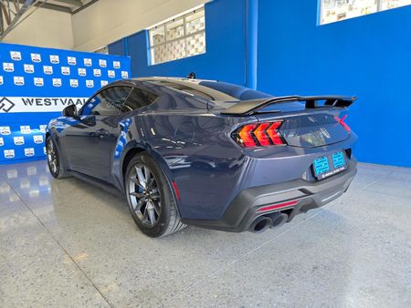 2026-Ford-Mustang-Dark-Horse-Fastback_4