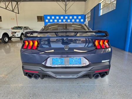 2026-Ford-Mustang-Dark-Horse-Fastback_6