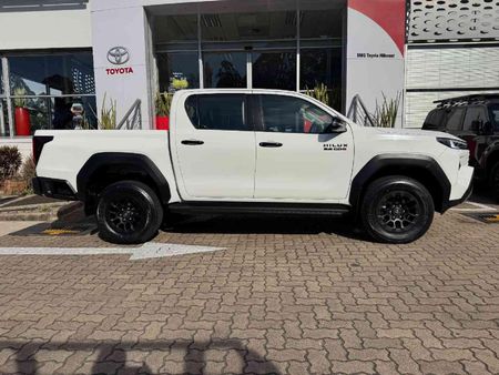 2026-Toyota-Hilux-24-GD-6-Raider-4x4-Auto-Double-Cab_4