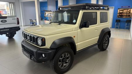 2022-Suzuki-Jimny-15-GLX_2
