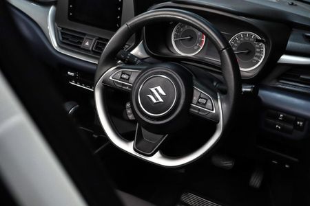 2024-Suzuki-Baleno-15-GL-Auto_9
