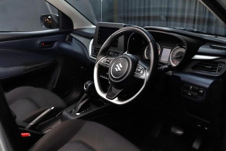 2024-Suzuki-Baleno-15-GL-Auto_10
