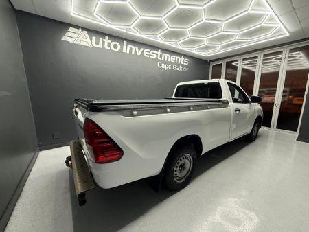 2021-Toyota-Hilux-24-GD-Single-Cab_2
