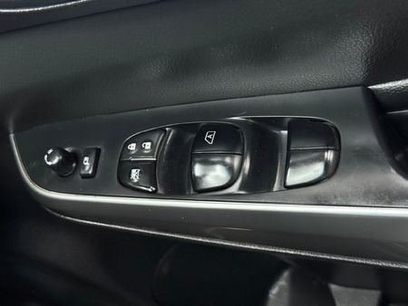 2021-Nissan-Navara-25-DDTi-LE-Plus-Auto-Double-Cab_14
