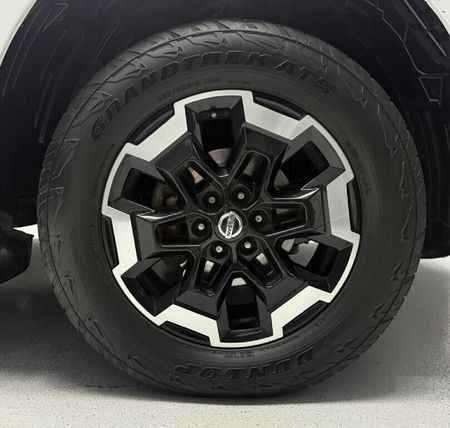 2021-Nissan-Navara-25-DDTi-LE-Plus-Auto-Double-Cab_16