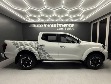2021-Nissan-Navara-25-DDTi-LE-Plus-Auto-Double-Cab_1