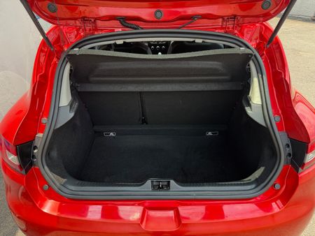 2015-Renault-Clio-1-owner-12-Authentique-5-dr-55kW_9