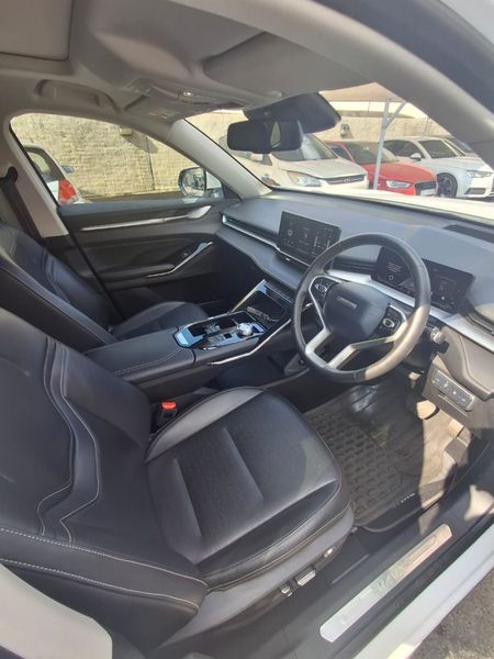 2023-Haval-H6-15T-Hybrid-Ultra-Luxury-DHT_4