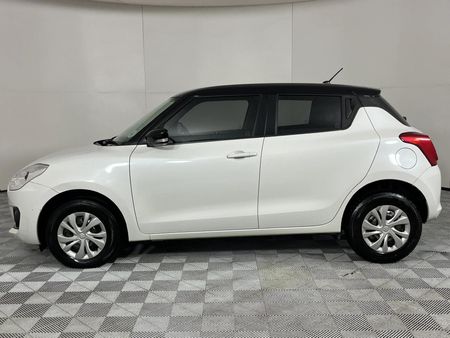 2022-Suzuki-Swift-12-GL_18