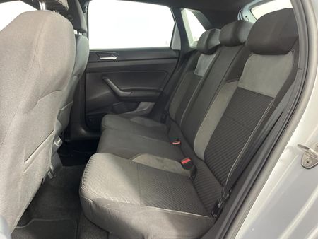 2021-Volkswagen-Polo-10-TSI-Highline-Auto-85kW_3