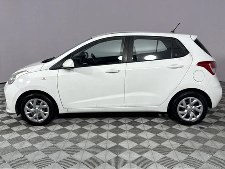 2017-Hyundai-Grand-i10-125-Motion_19