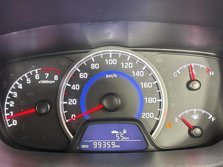 2017-Hyundai-Grand-i10-125-Motion_2