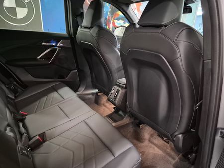 2025-BMW-X1-sDrive18i-M-Sport_6