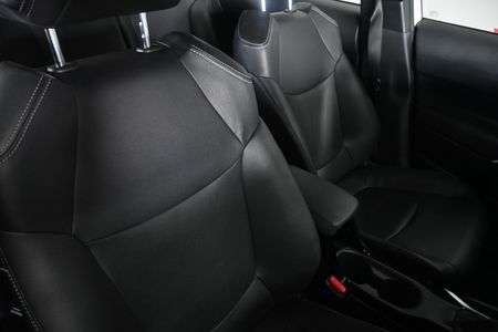 2022-Toyota-Corolla-Cross-18-XS_9
