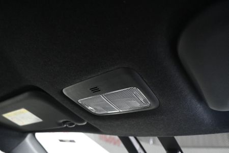 2022-Toyota-Corolla-Cross-18-XS_15
