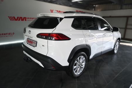 2022-Toyota-Corolla-Cross-18-XS_3