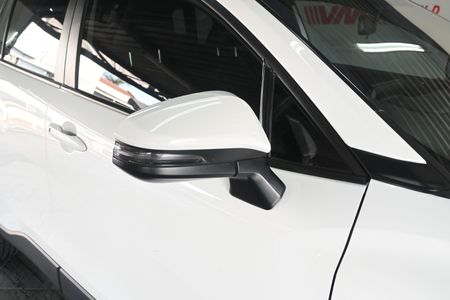 2022-Toyota-Corolla-Cross-18-XS_6