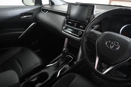 2022-Toyota-Corolla-Cross-18-XS_8