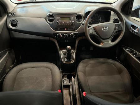 2016-Hyundai-Grand-i10-125-Fluid_9