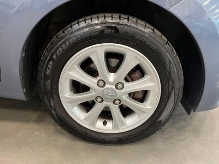2016-Hyundai-Grand-i10-125-Fluid_8