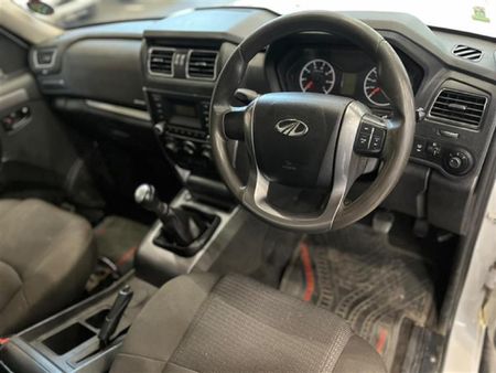 2022-Mahindra-Pik-Up-22-mHawk-S6-Single-Cab_9