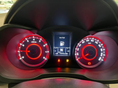 2019-Mahindra-XUV-300-12T-W8_10