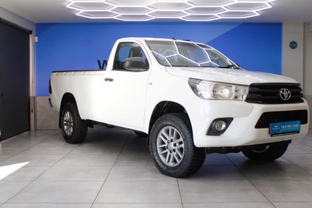 2023-Toyota-Hilux-24-GD-6-SR-4x4-Single-Cab_0