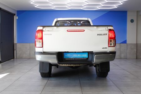 2023-Toyota-Hilux-24-GD-6-SR-4x4-Single-Cab_5