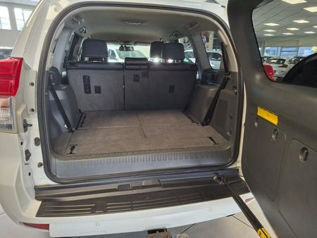 2010-Toyota-Land-Cruiser-Prado-40-V6-VX-Auto_5