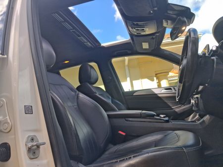 2016-Mercedes-Benz-GLE-250d-4Matic_12