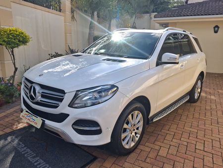 2016-Mercedes-Benz-GLE-250d-4Matic_2