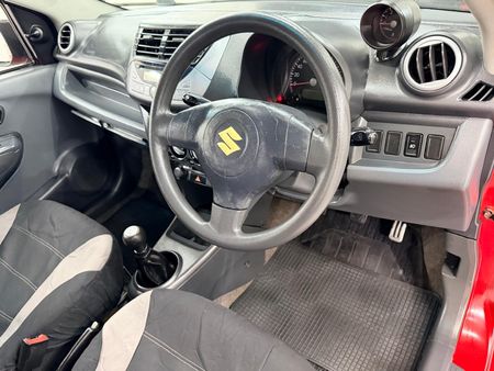 2014-Suzuki-Alto-10-GLX_7