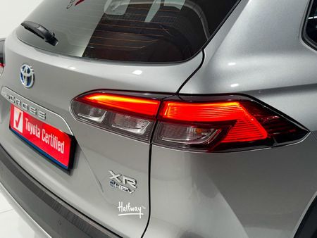2025-Toyota-Corolla-Cross-18-XR-Hybrid_7