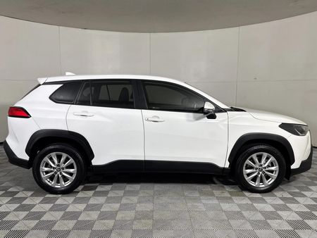 2021-Toyota-Corolla-Cross-18-XI_16