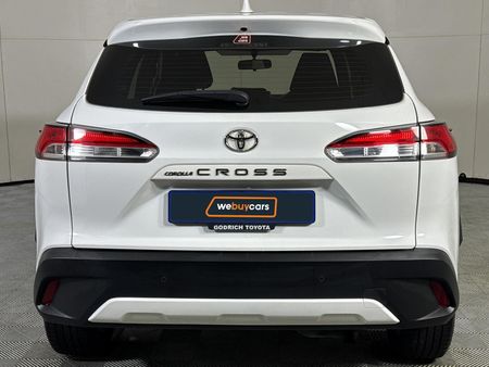 2021-Toyota-Corolla-Cross-18-XI_17