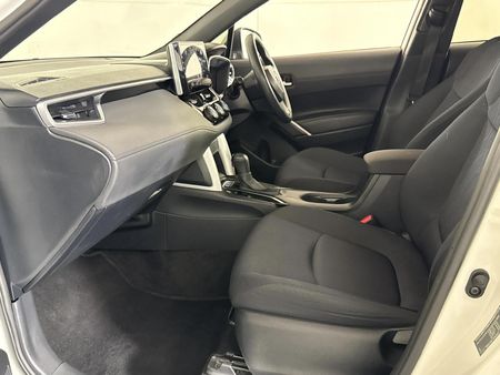 2021-Toyota-Corolla-Cross-18-XI_8