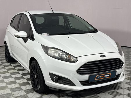 2016-Ford-Fiesta-10-EcoBoost-Ambiente-Auto-5-dr_11