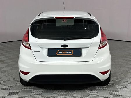 2016-Ford-Fiesta-10-EcoBoost-Ambiente-Auto-5-dr_13