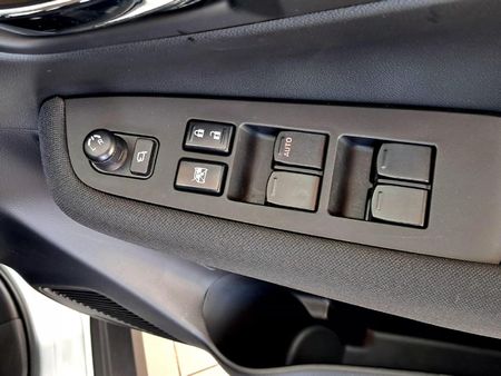 2026-Toyota-Urban-Cruiser-15-XR-Auto_13