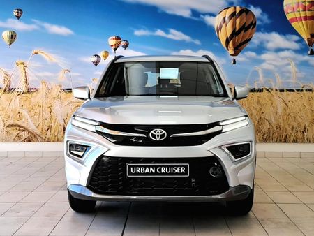 2026-Toyota-Urban-Cruiser-15-XR-Auto_3