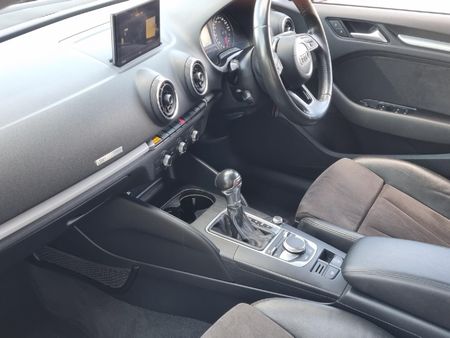 2017-Audi-A3-Sportback-20-TFSI-Auto-40-TFSI_11