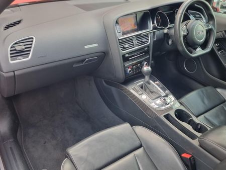 2014-Audi-RS5-Coupe-quattro-Auto_13