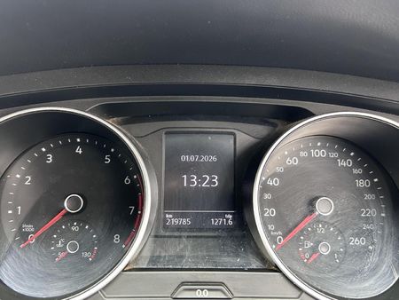 2017-Volkswagen-Tiguan-14-TSI-Trendline-92kW_9